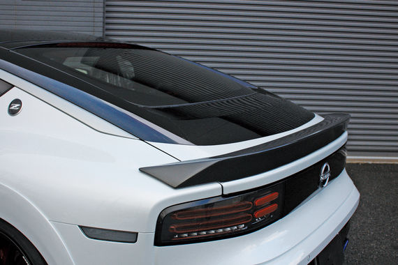 新型Zのリアスポイラー